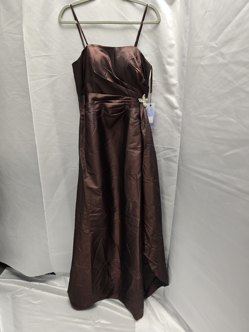 Elegant Brown Satin Spaghetti-Strap Evening Gown